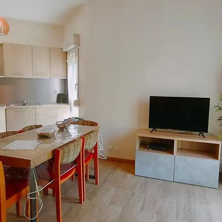 Air M&N'S # Paris - Aeroport Cdg - Parc Asterix # Appartement Louvres Buitenkant foto